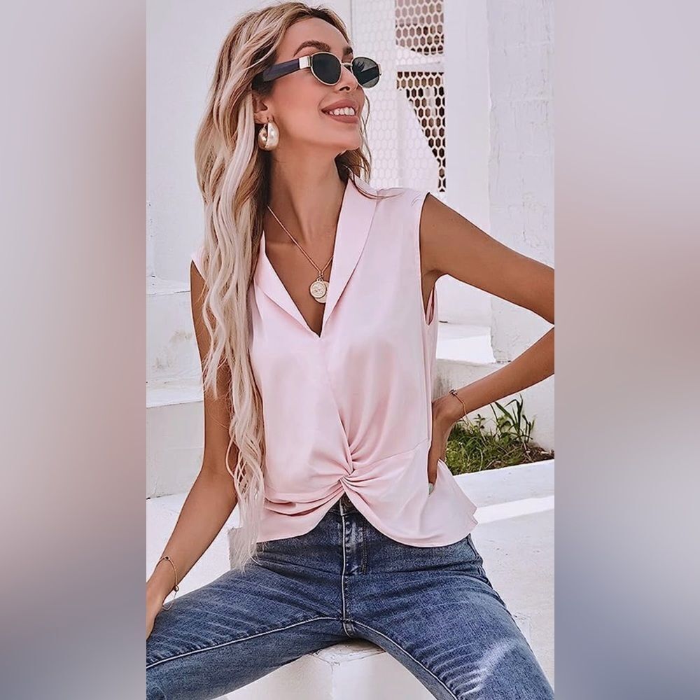 aeom Soft Pink Sleeveless Collared Tank V Neck Twist Front Shirt. NWT. XS